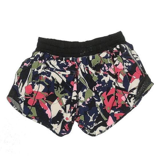 Lululemon Women's Hotty Hot Short Pop Cut Boom Juice Multi / Black - Picture 2 of 5